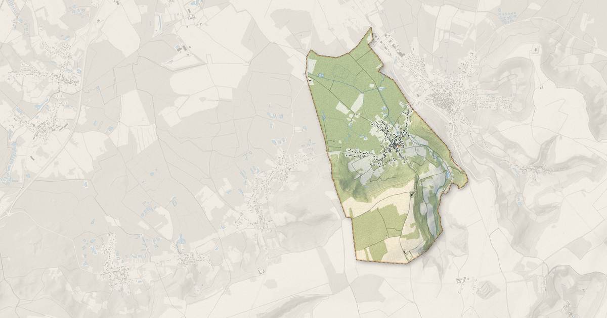 Portrait cartographique de Vorges : relief, eau, forêts, bâti et voies, calculés à partir des données de l'IGN