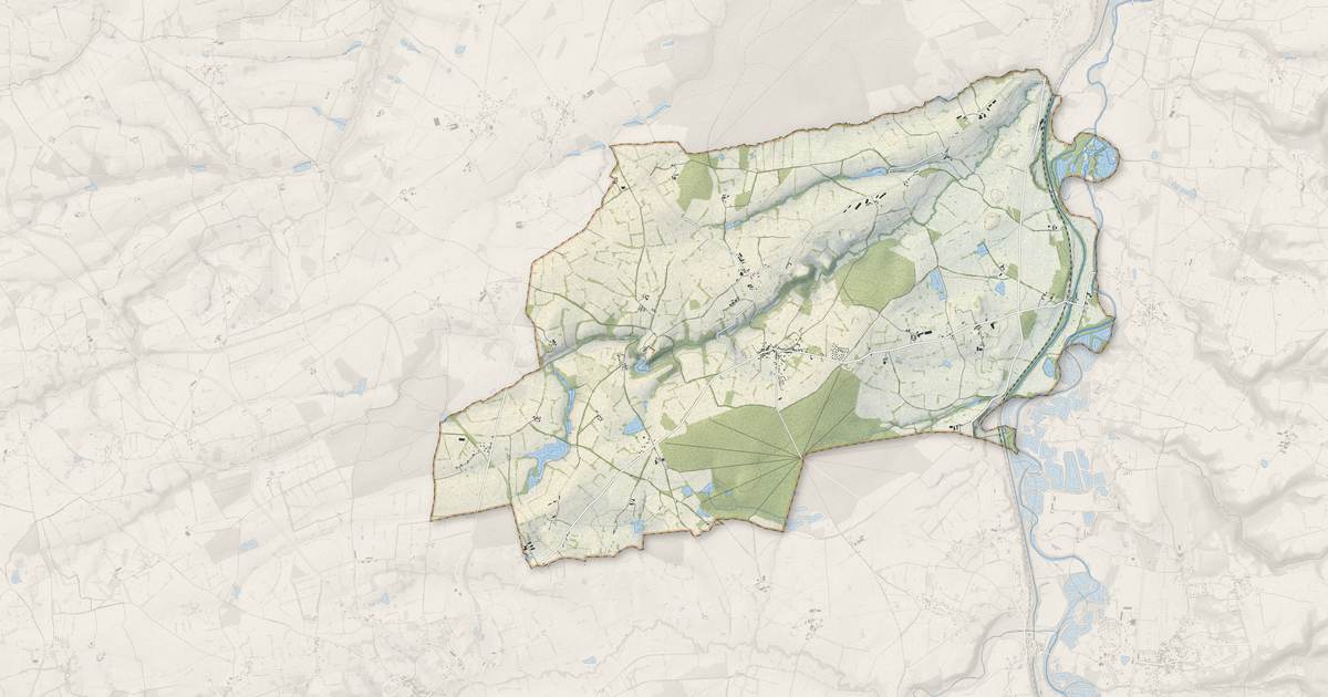 Portrait cartographique de Audes : relief, eau, forêts, bâti et voies, calculés à partir des données de l'IGN