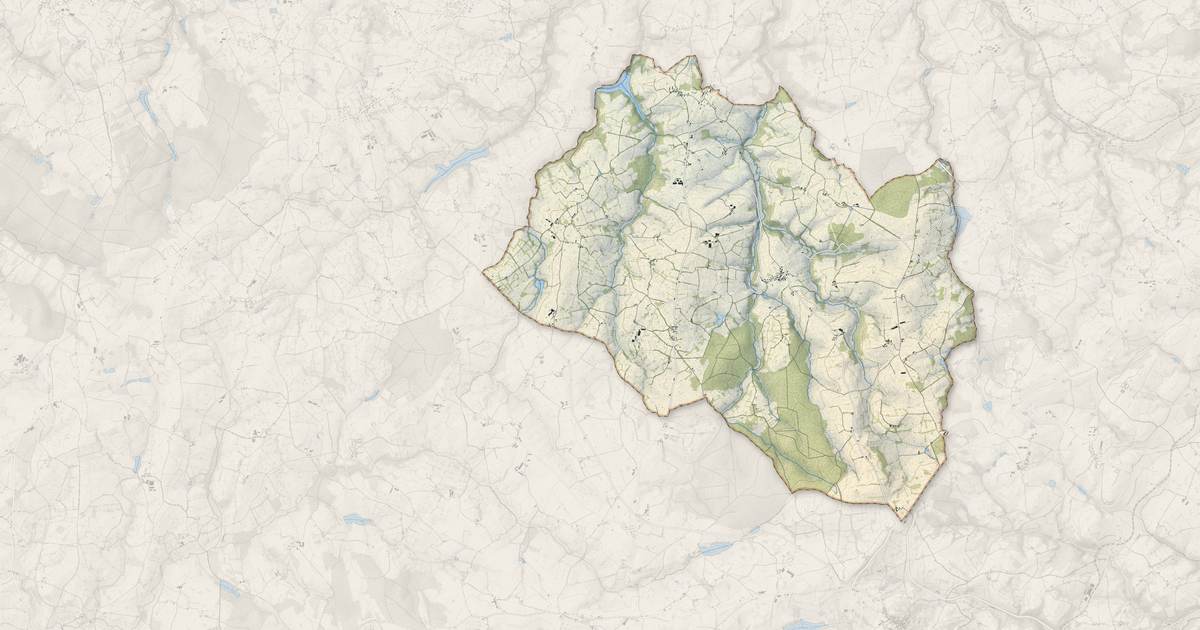 Portrait cartographique de La Celle : relief, eau, forêts, bâti et voies, calculés à partir des données de l'IGN