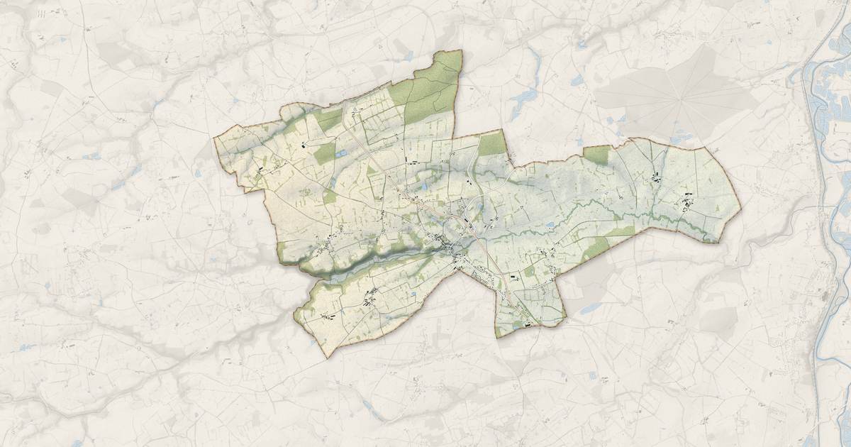 Portrait cartographique de La Chapelaude : relief, eau, forêts, bâti et voies, calculés à partir des données de l'IGN