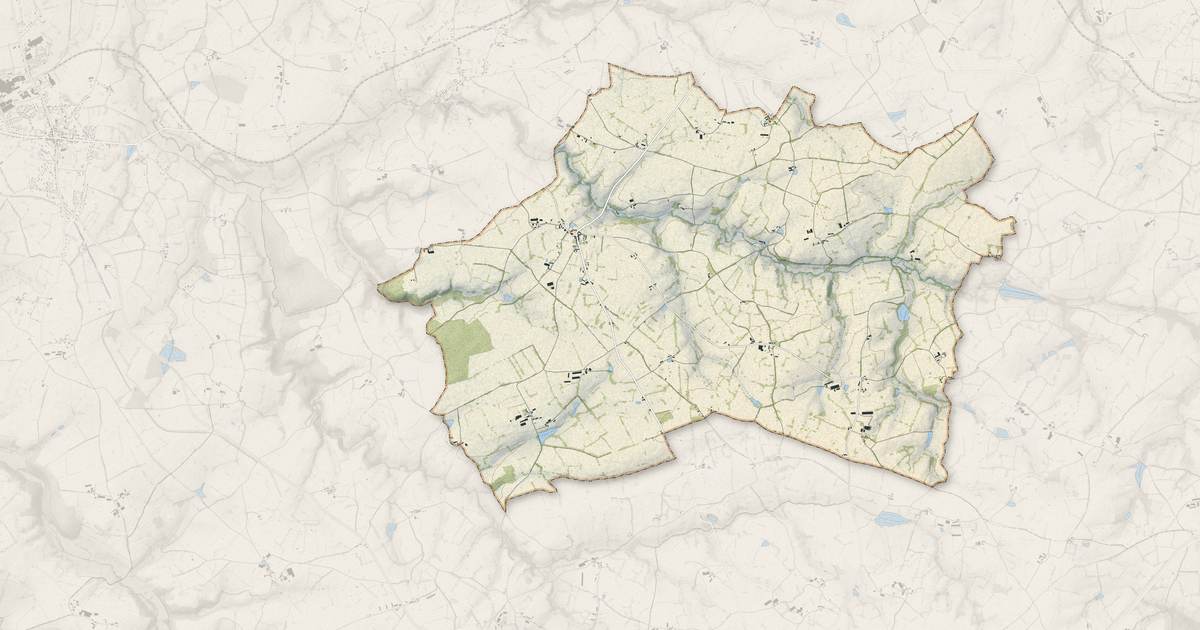 Portrait cartographique de Chappes : relief, eau, forêts, bâti et voies, calculés à partir des données de l'IGN