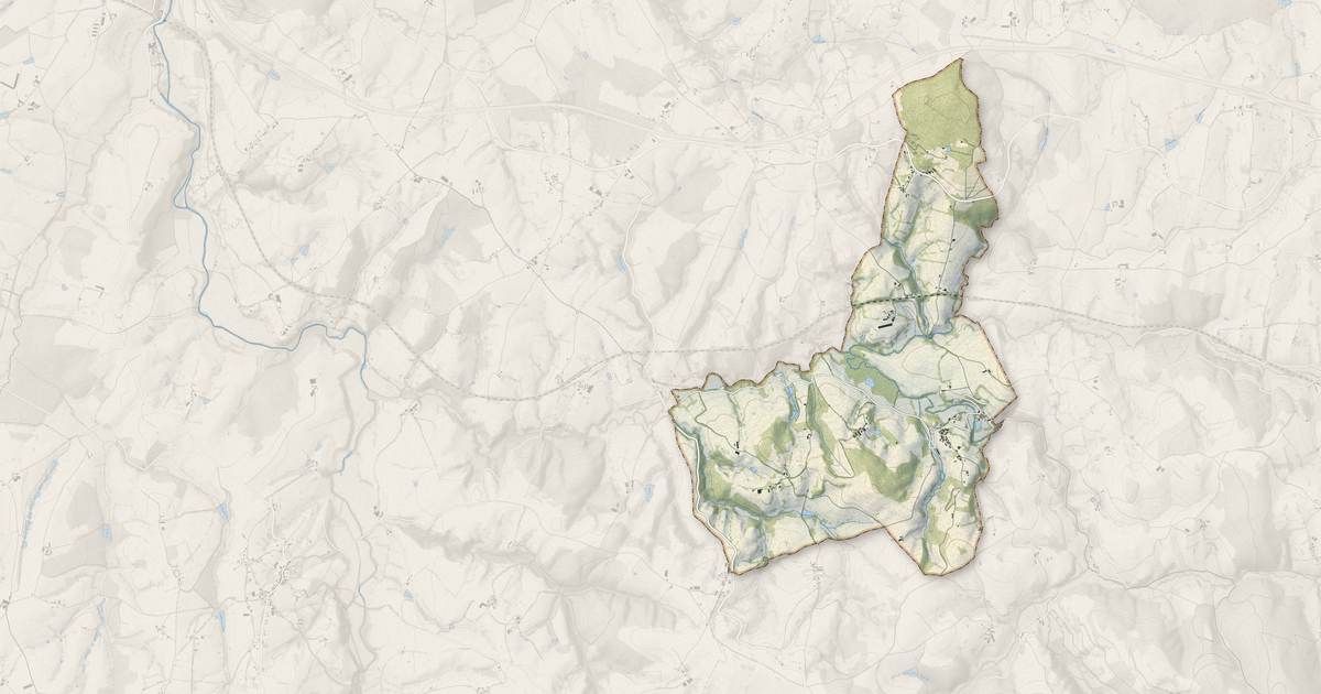 Portrait cartographique de Châtelus : relief, eau, forêts, bâti et voies, calculés à partir des données de l'IGN