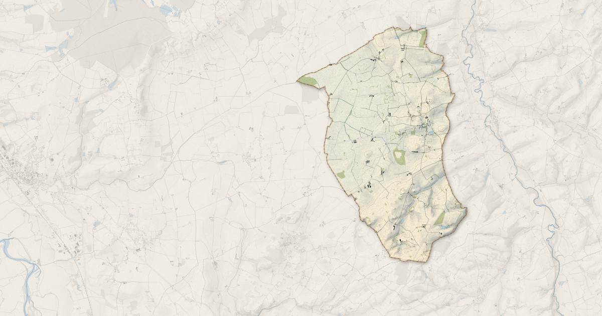 Portrait cartographique de Cindré : relief, eau, forêts, bâti et voies, calculés à partir des données de l'IGN