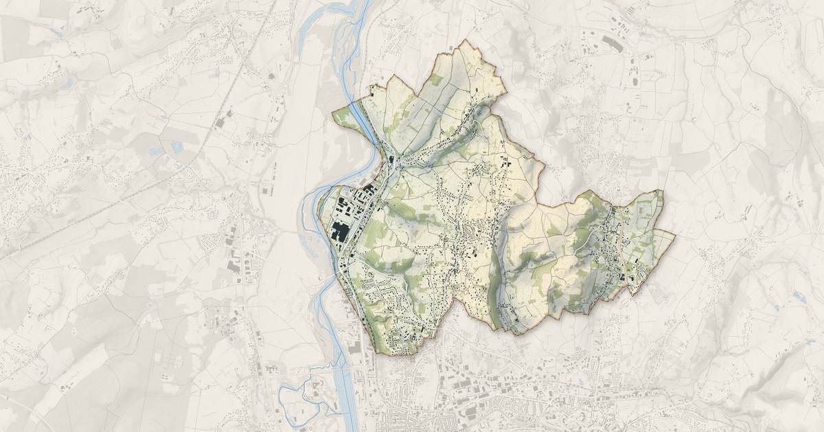 Portrait cartographique de Creuzier-le-Vieux : relief, eau, forêts, bâti et voies, calculés à partir des données de l'IGN