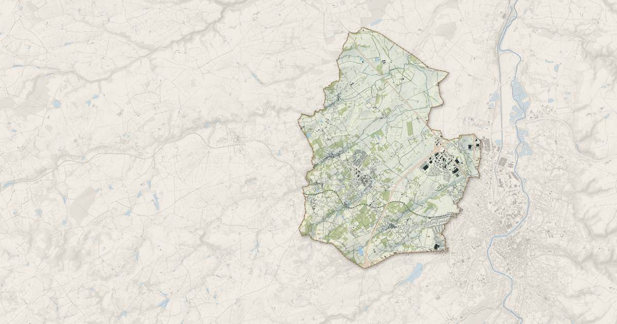Portrait cartographique de Domérat : relief, eau, forêts, bâti et voies, calculés à partir des données de l'IGN