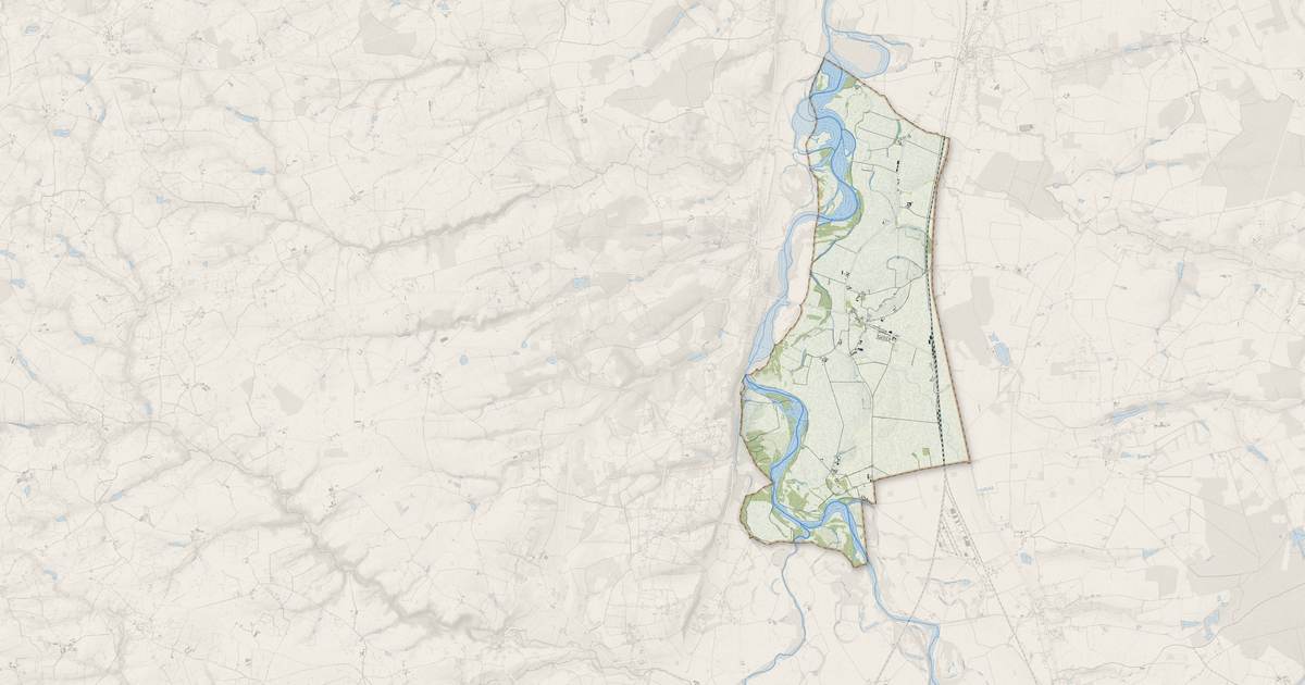 Portrait cartographique de La Ferté-Hauterive : relief, eau, forêts, bâti et voies, calculés à partir des données de l'IGN