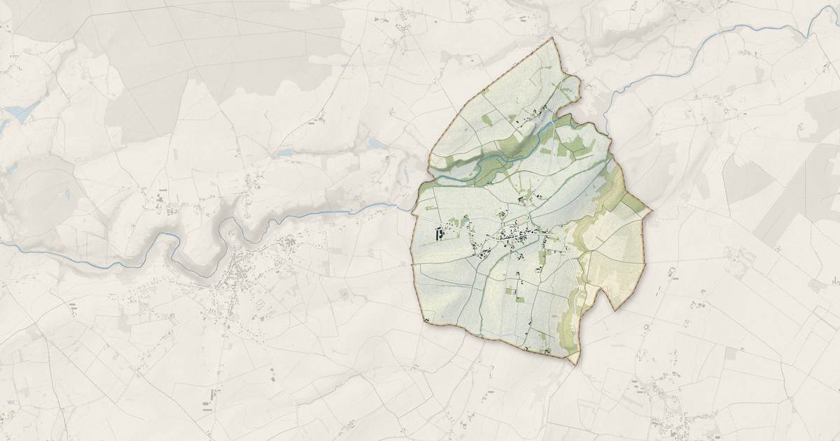 Portrait cartographique de Fourilles : relief, eau, forêts, bâti et voies, calculés à partir des données de l'IGN