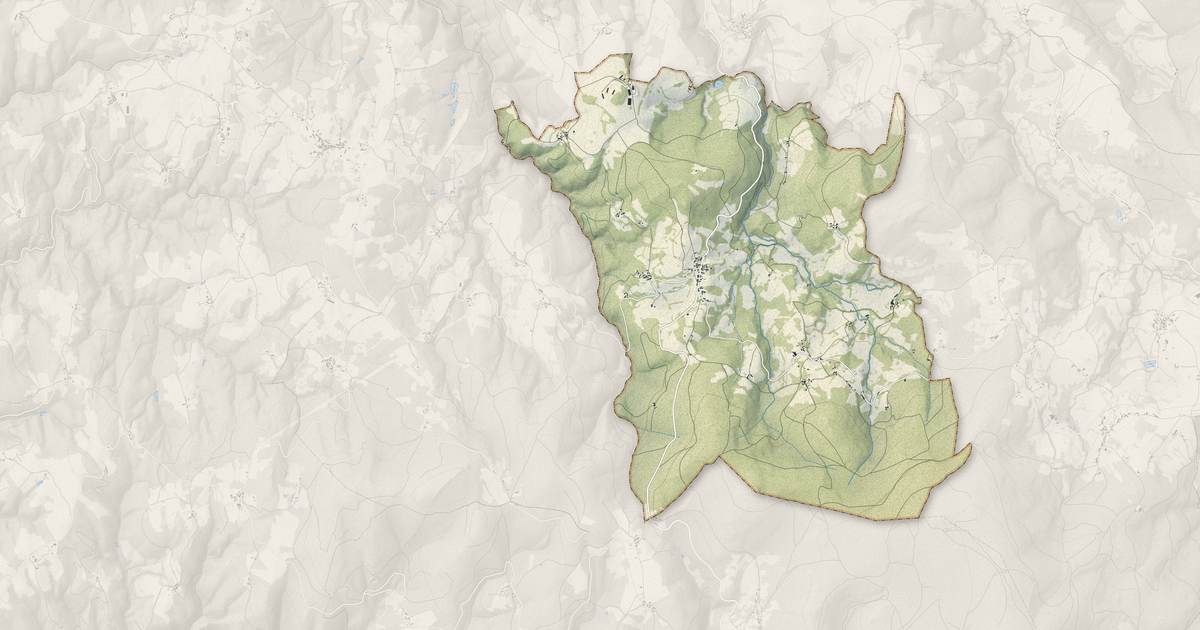 Portrait cartographique de La Guillermie : relief, eau, forêts, bâti et voies, calculés à partir des données de l'IGN