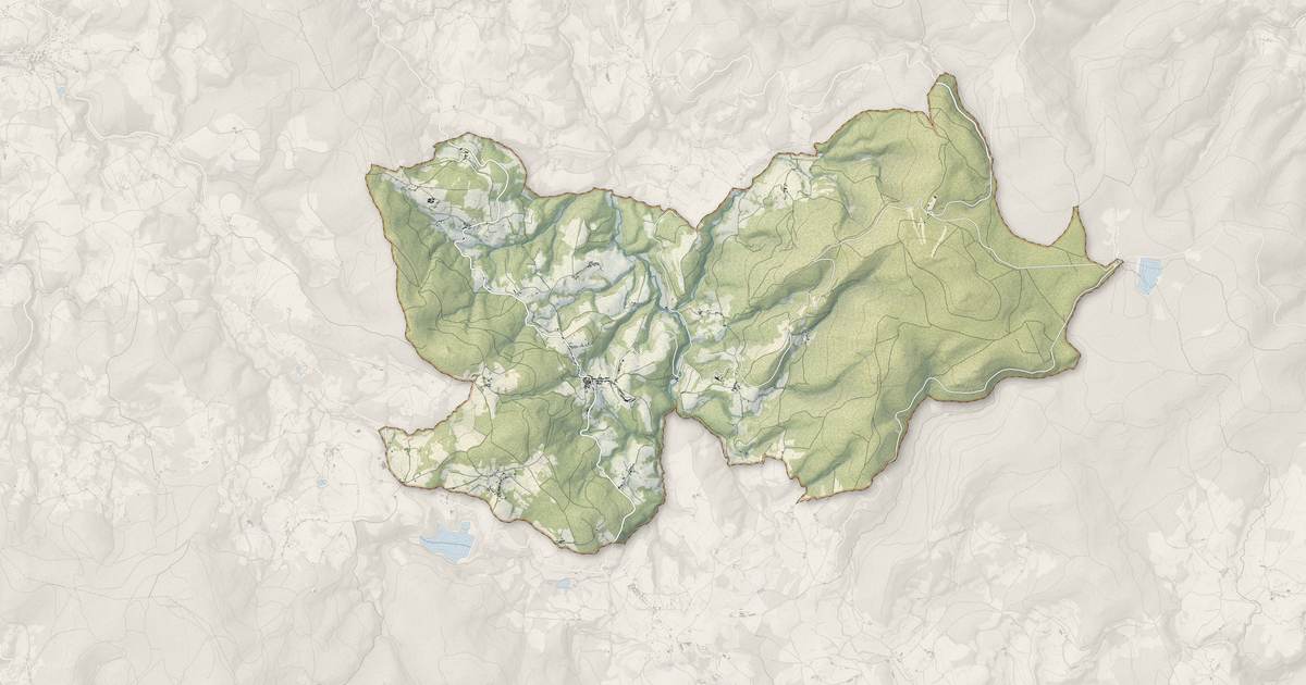 Portrait cartographique de Laprugne : relief, eau, forêts, bâti et voies, calculés à partir des données de l'IGN
