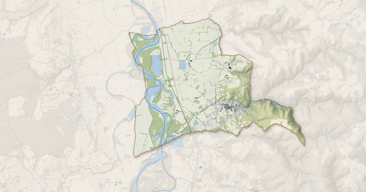 Portrait cartographique de Mariol : relief, eau, forêts, bâti et voies, calculés à partir des données de l'IGN