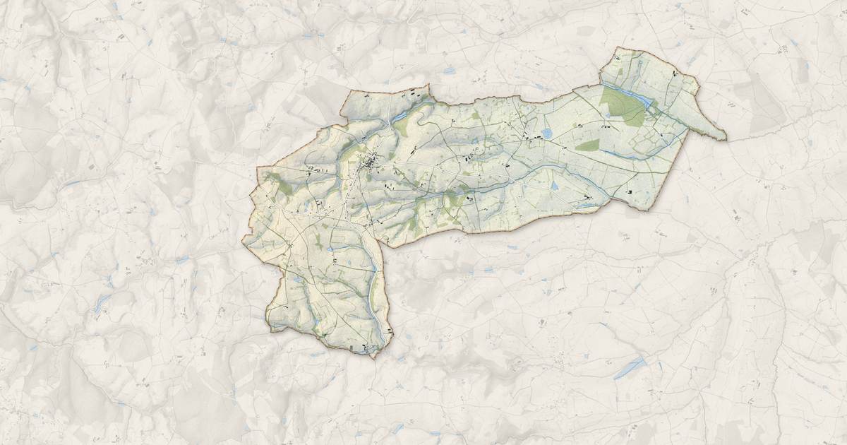 Portrait cartographique de Montaiguët-en-Forez : relief, eau, forêts, bâti et voies, calculés à partir des données de l'IGN
