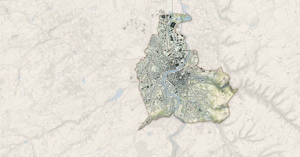 Portrait cartographique de Montluçon : relief, eau, forêts, bâti et voies, calculés à partir des données de l'IGN
