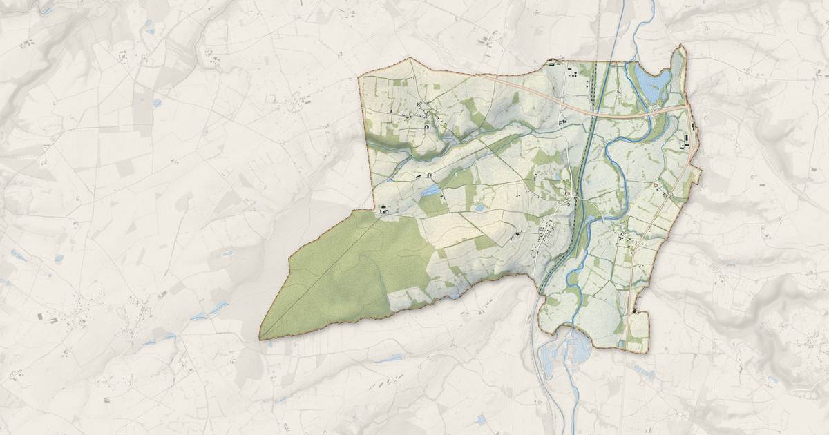 Portrait cartographique de Nassigny : relief, eau, forêts, bâti et voies, calculés à partir des données de l'IGN