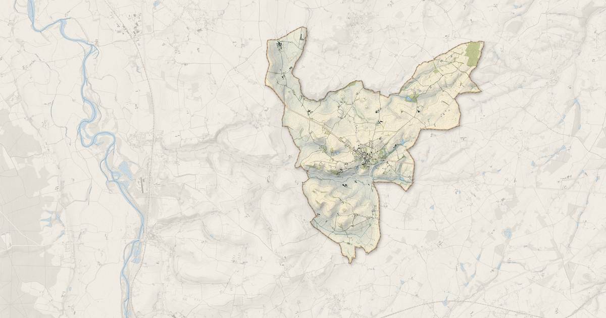 Portrait cartographique de Saint-Gérand-le-Puy : relief, eau, forêts, bâti et voies, calculés à partir des données de l'IGN