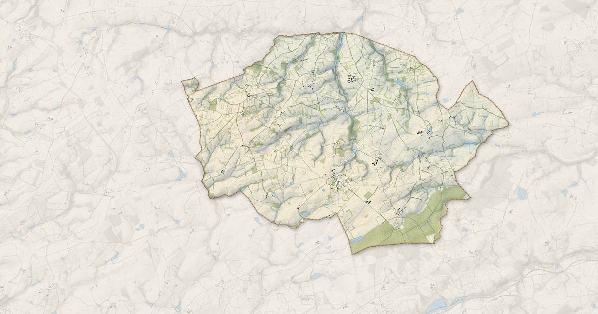 Portrait cartographique de Saint-Sauvier : relief, eau, forêts, bâti et voies, calculés à partir des données de l'IGN