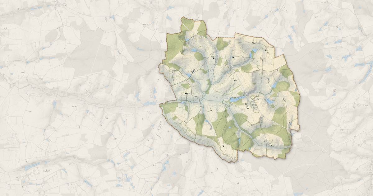 Portrait cartographique de Saint-Voir : relief, eau, forêts, bâti et voies, calculés à partir des données de l'IGN