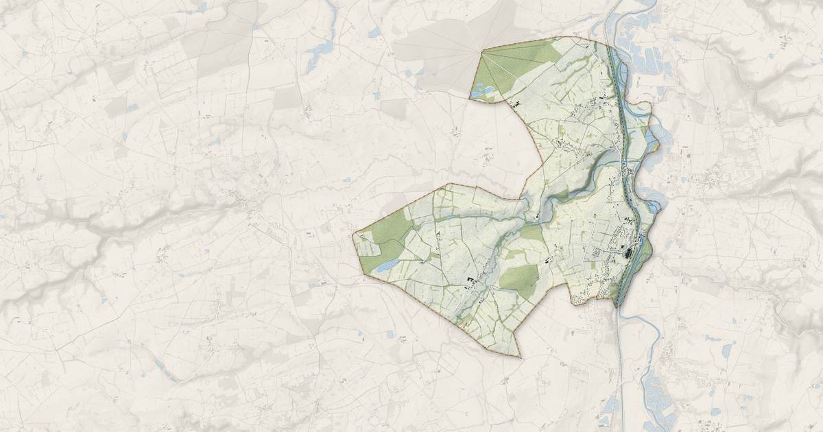 Portrait cartographique de Vaux : relief, eau, forêts, bâti et voies, calculés à partir des données de l'IGN