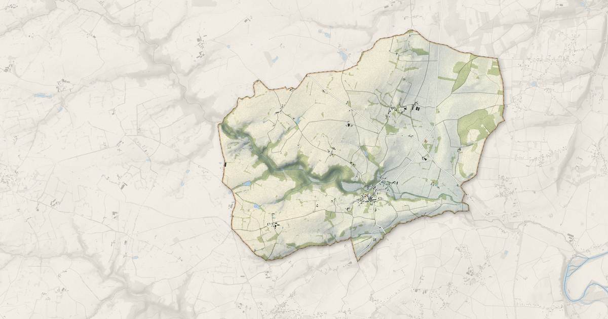 Portrait cartographique de Verneuil-en-Bourbonnais : relief, eau, forêts, bâti et voies, calculés à partir des données de l'IGN