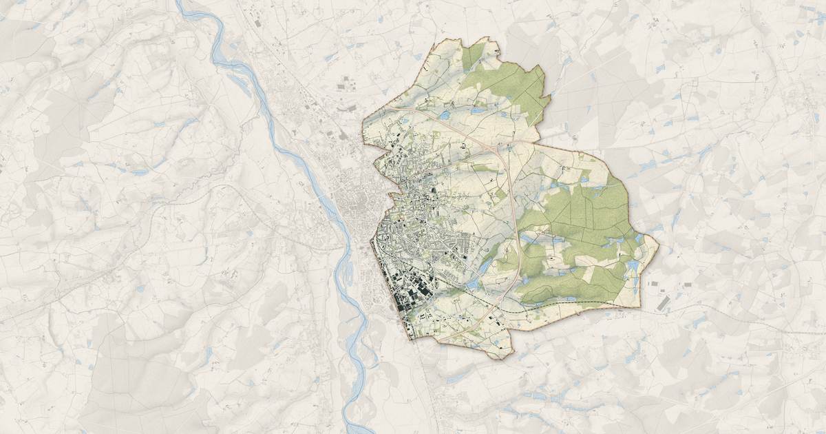 Portrait cartographique de Yzeure : relief, eau, forêts, bâti et voies, calculés à partir des données de l'IGN