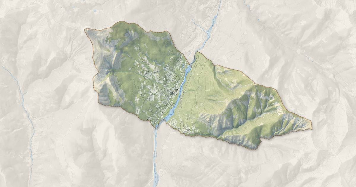 Portrait cartographique de Beauvezer : relief, eau, forêts, bâti et voies, calculés à partir des données de l'IGN