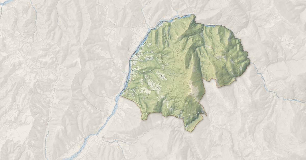 Portrait cartographique de Beynes : relief, eau, forêts, bâti et voies, calculés à partir des données de l'IGN