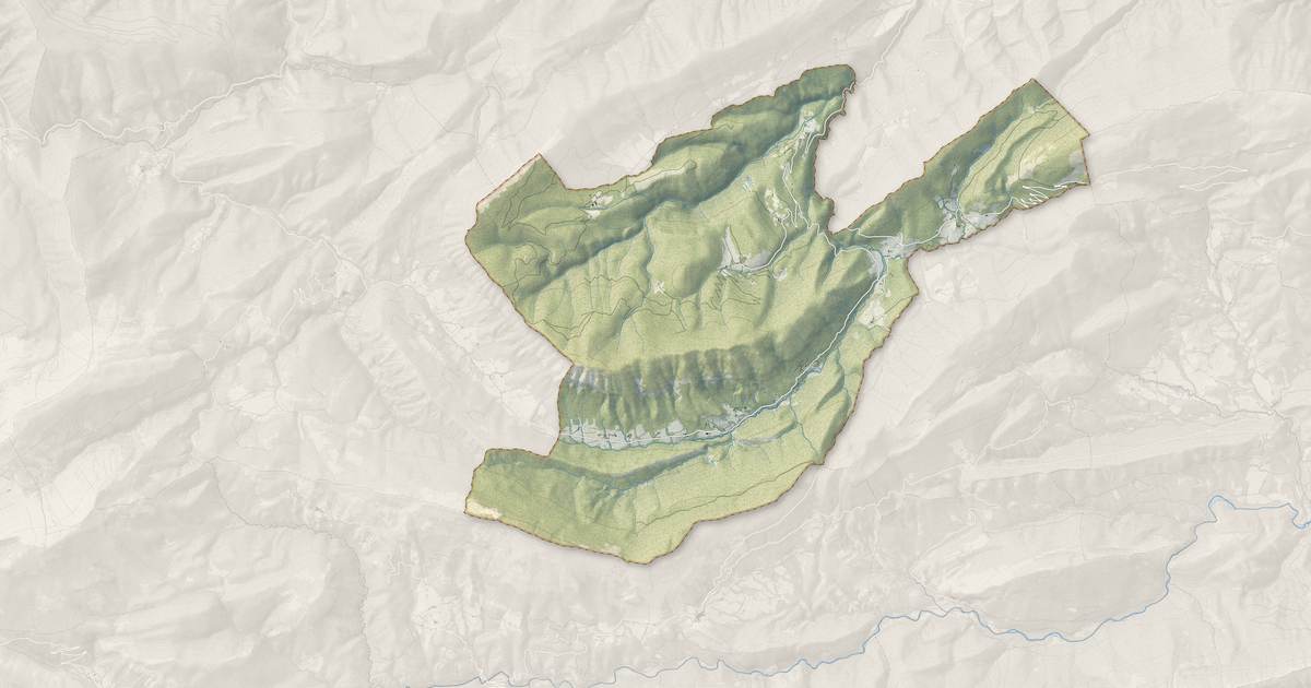 Portrait cartographique de Val-de-Chalvagne : relief, eau, forêts, bâti et voies, calculés à partir des données de l'IGN
