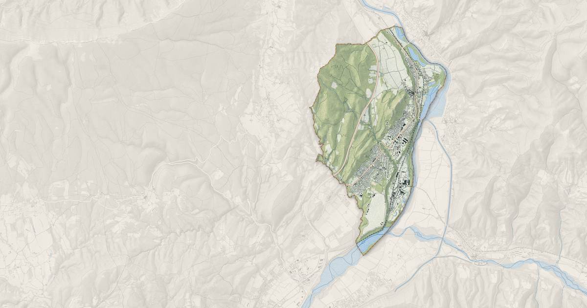 Portrait cartographique de Château-Arnoux-Saint-Auban : relief, eau, forêts, bâti et voies, calculés à partir des données de l'IGN