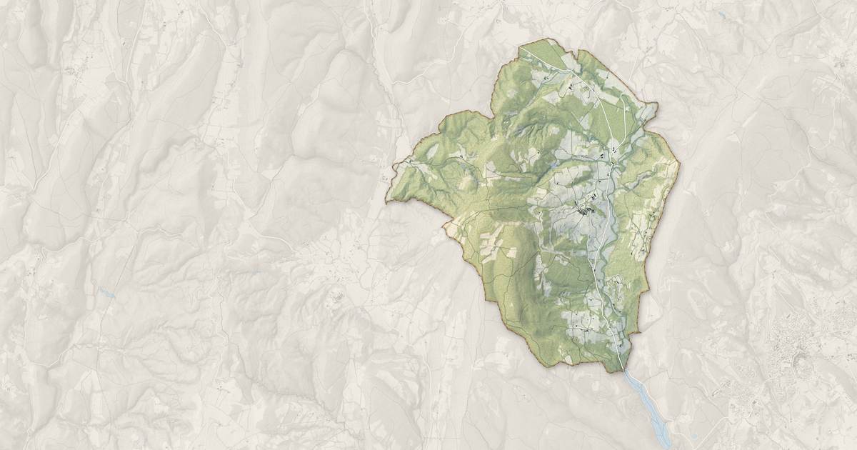 Portrait cartographique de Limans : relief, eau, forêts, bâti et voies, calculés à partir des données de l'IGN