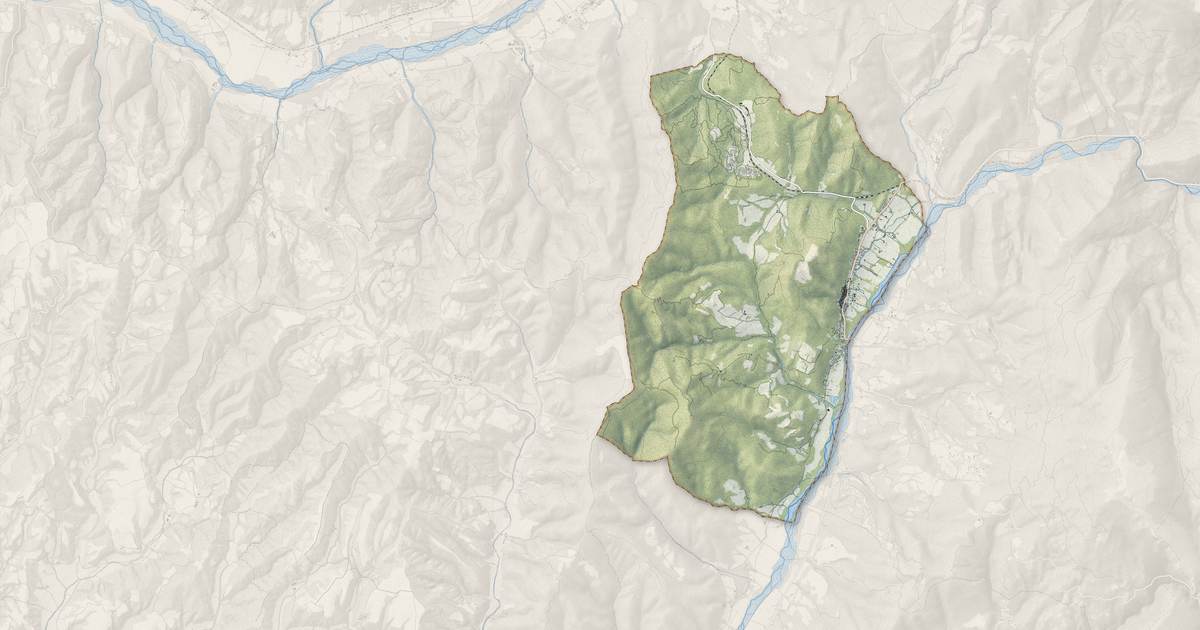 Portrait cartographique de Mézel : relief, eau, forêts, bâti et voies, calculés à partir des données de l'IGN
