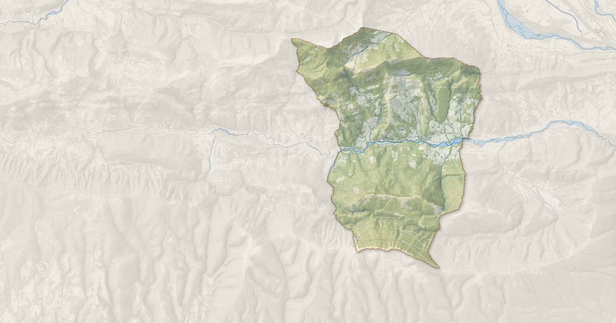 Portrait cartographique de Noyers-sur-Jabron : relief, eau, forêts, bâti et voies, calculés à partir des données de l'IGN
