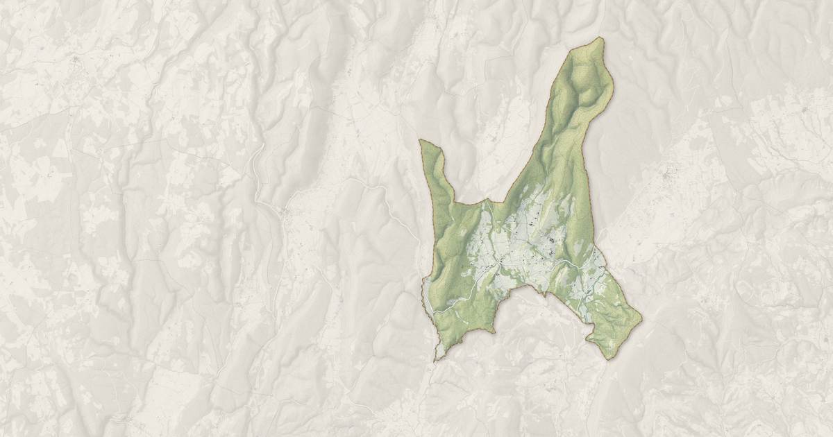 Portrait cartographique de Ongles : relief, eau, forêts, bâti et voies, calculés à partir des données de l'IGN