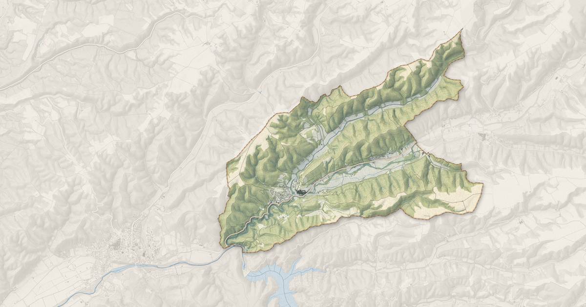 Portrait cartographique de Saint-Martin-de-Brômes : relief, eau, forêts, bâti et voies, calculés à partir des données de l'IGN