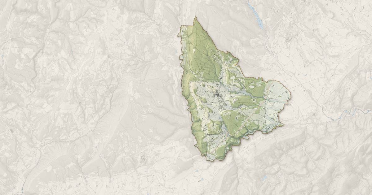 Portrait cartographique de Saint-Michel-l'Observatoire : relief, eau, forêts, bâti et voies, calculés à partir des données de l'IGN