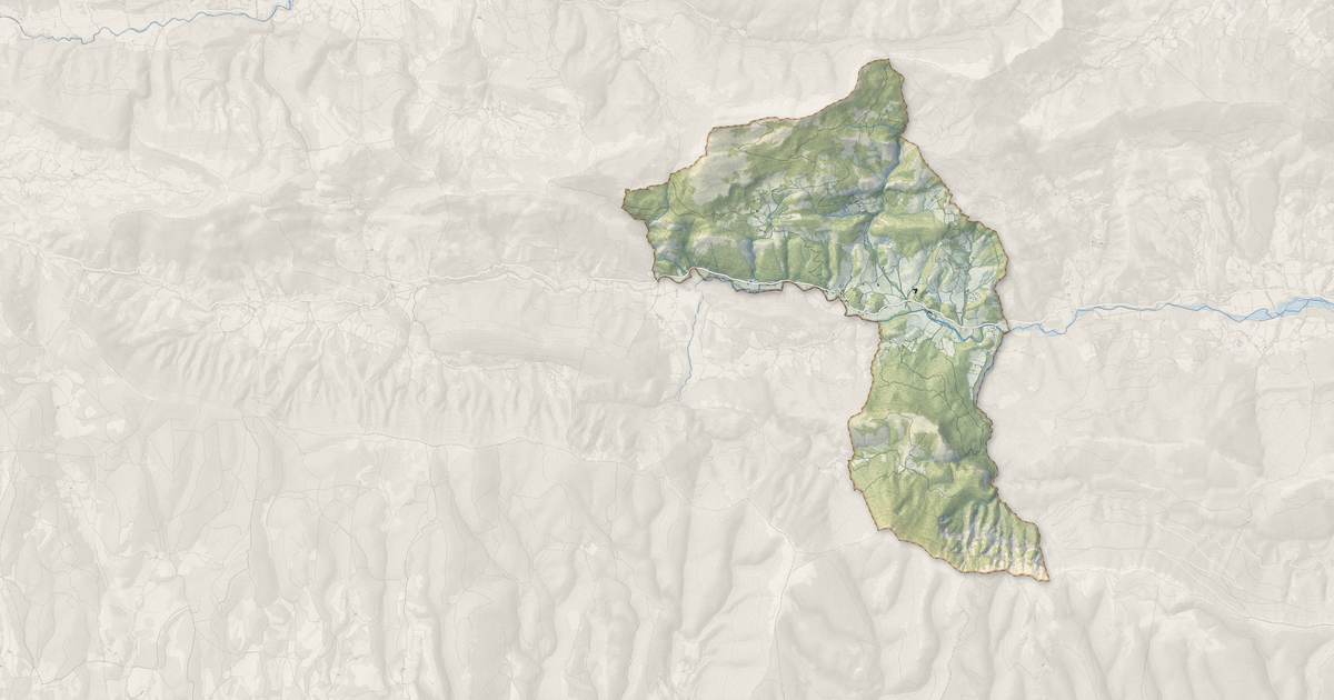 Portrait cartographique de Saint-Vincent-sur-Jabron : relief, eau, forêts, bâti et voies, calculés à partir des données de l'IGN
