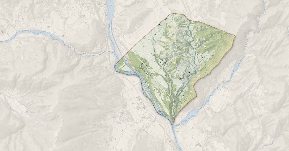 Portrait cartographique de Salignac : relief, eau, forêts, bâti et voies, calculés à partir des données de l'IGN