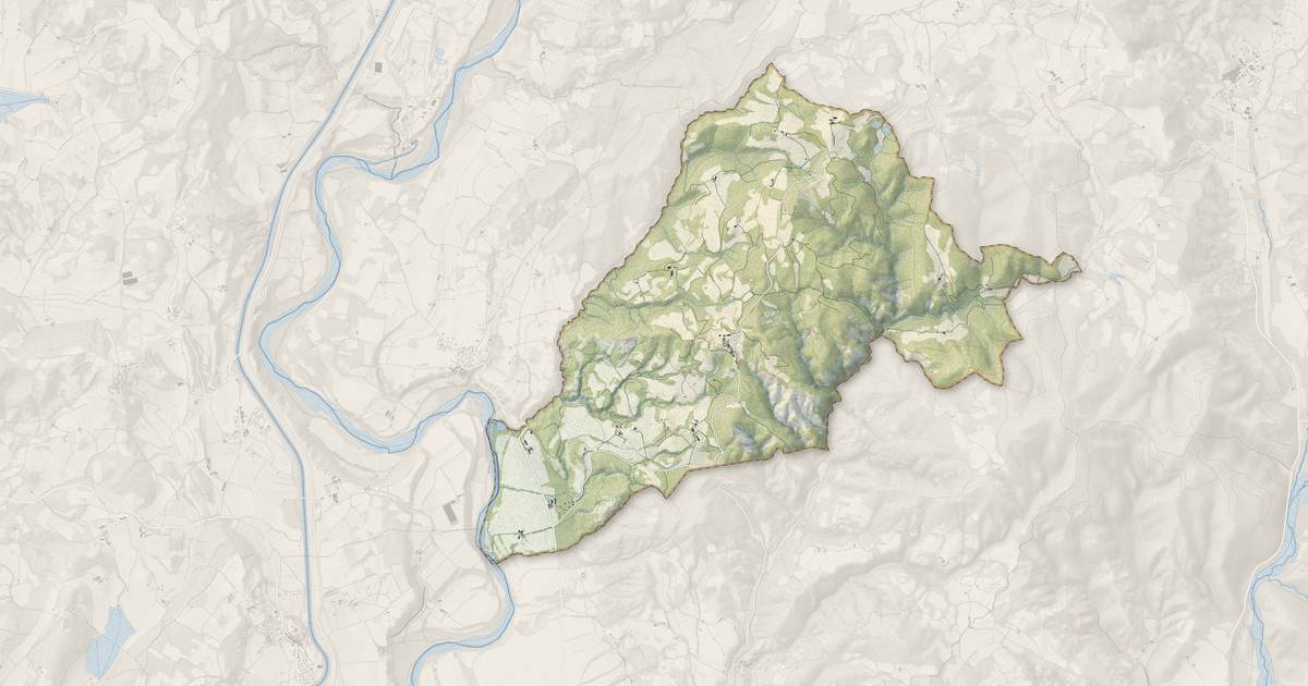Portrait cartographique de Sigoyer : relief, eau, forêts, bâti et voies, calculés à partir des données de l'IGN