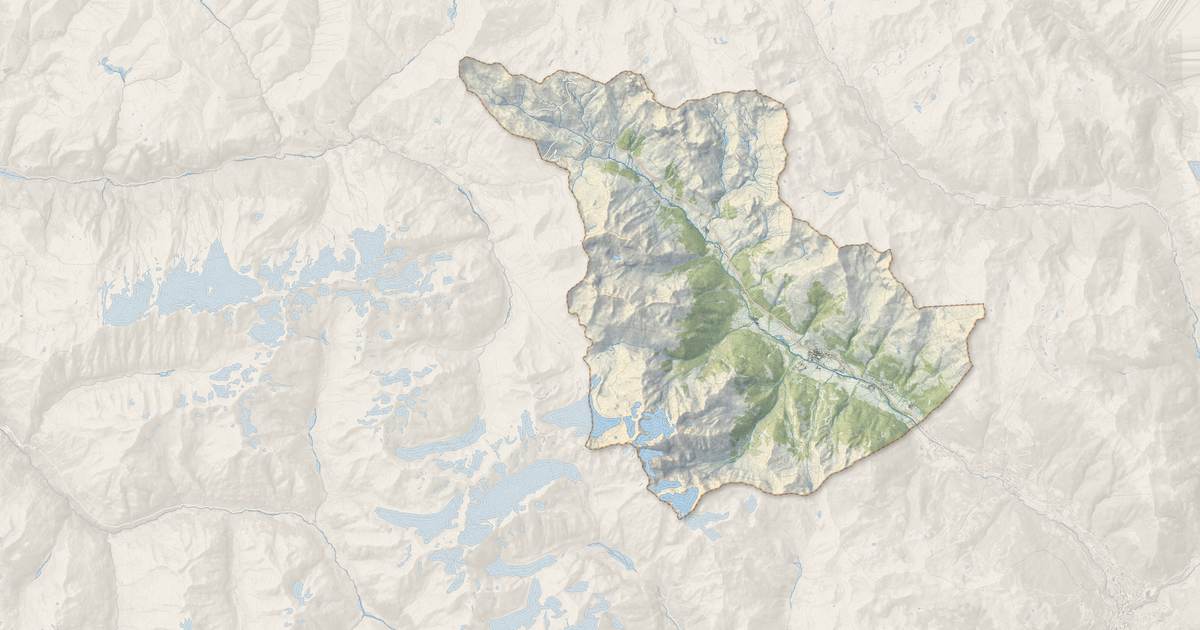 Portrait cartographique de Le Monêtier-les-Bains : relief, eau, forêts, bâti et voies, calculés à partir des données de l'IGN