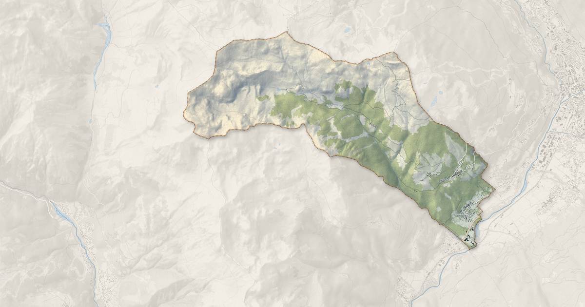 Portrait cartographique de Puy-Saint-André : relief, eau, forêts, bâti et voies, calculés à partir des données de l'IGN