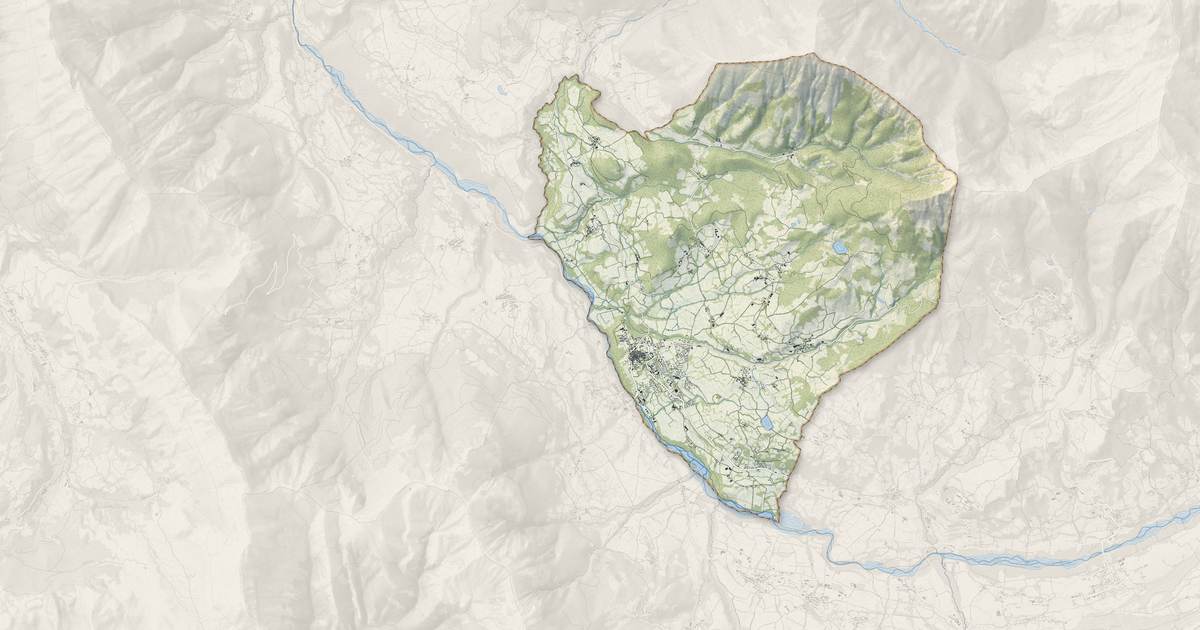 Portrait cartographique de Saint-Bonnet-en-Champsaur : relief, eau, forêts, bâti et voies, calculés à partir des données de l'IGN