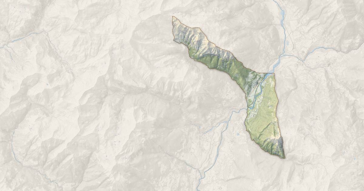Portrait cartographique de Saint-Clément-sur-Durance : relief, eau, forêts, bâti et voies, calculés à partir des données de l'IGN