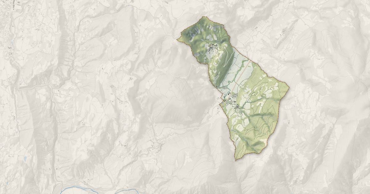 Portrait cartographique de Saint-Étienne-le-Laus : relief, eau, forêts, bâti et voies, calculés à partir des données de l'IGN