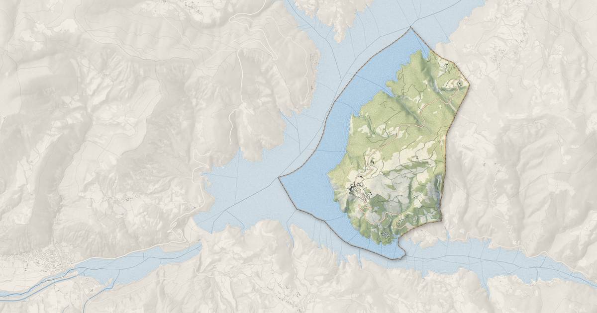 Portrait cartographique de Le Sauze-du-Lac : relief, eau, forêts, bâti et voies, calculés à partir des données de l'IGN