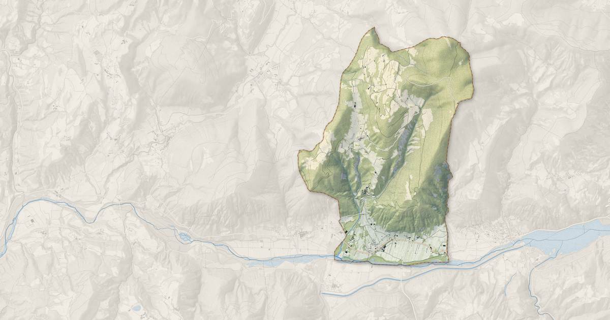 Portrait cartographique de Théus : relief, eau, forêts, bâti et voies, calculés à partir des données de l'IGN