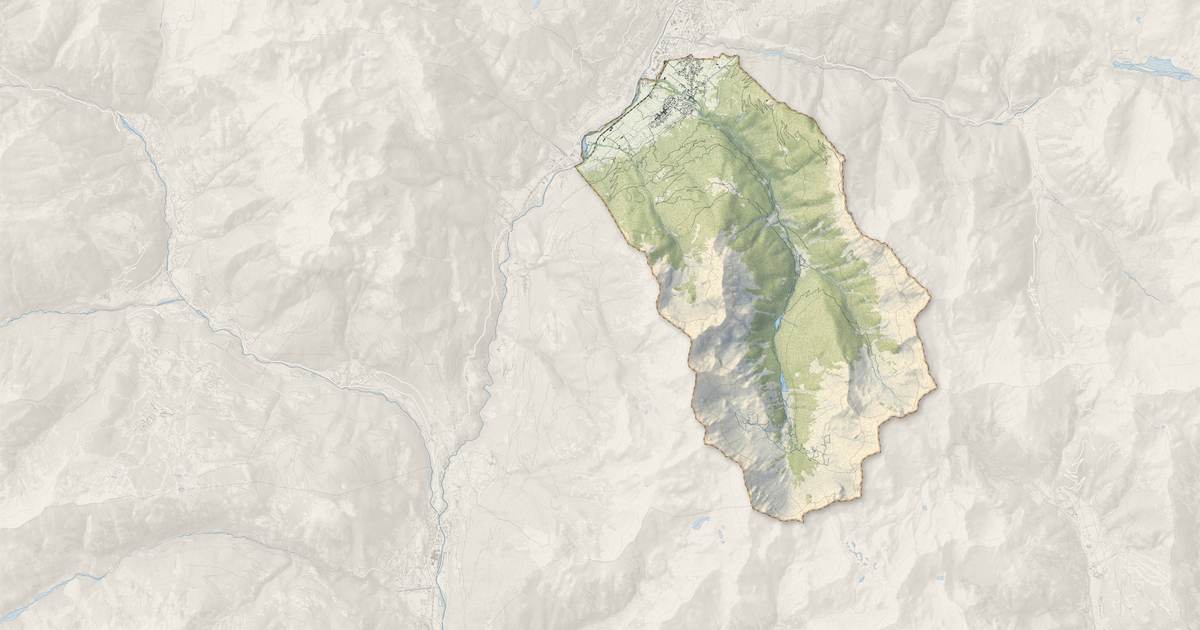 Portrait cartographique de Villar-Saint-Pancrace : relief, eau, forêts, bâti et voies, calculés à partir des données de l'IGN