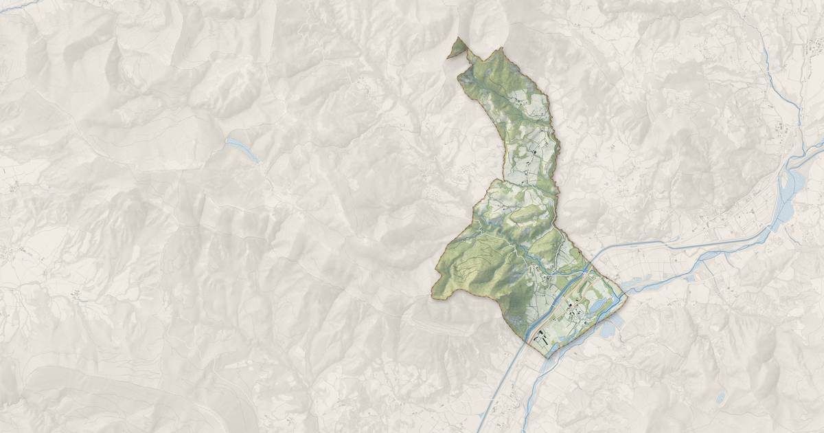 Portrait cartographique de Vitrolles : relief, eau, forêts, bâti et voies, calculés à partir des données de l'IGN