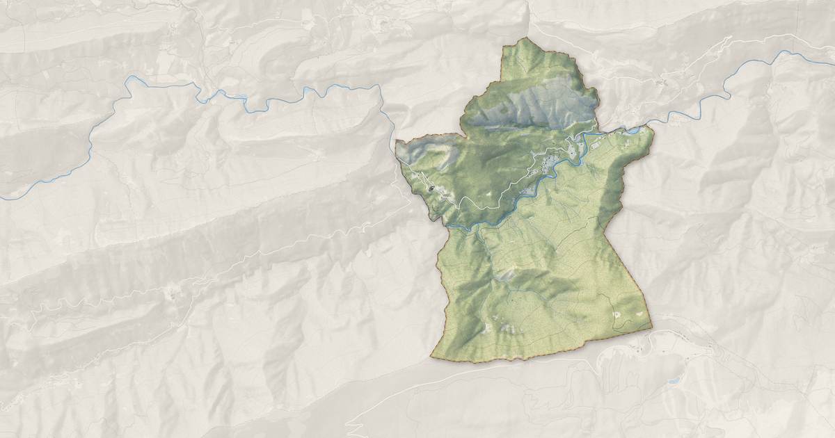 Portrait cartographique de Aiglun : relief, eau, forêts, bâti et voies, calculés à partir des données de l'IGN