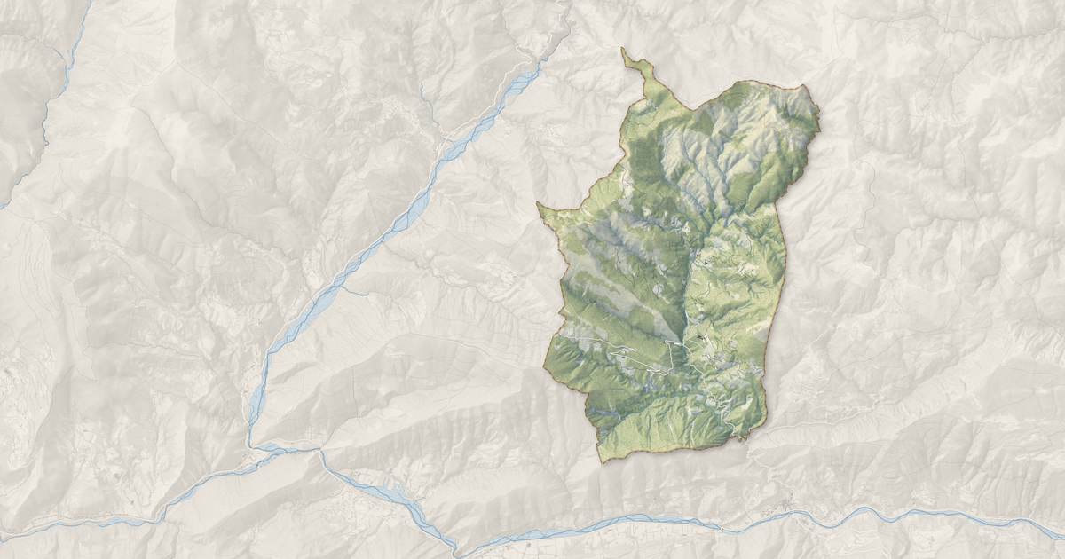 Portrait cartographique de La Croix-sur-Roudoule : relief, eau, forêts, bâti et voies, calculés à partir des données de l'IGN