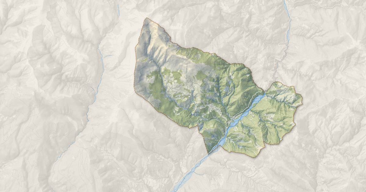Portrait cartographique de Daluis : relief, eau, forêts, bâti et voies, calculés à partir des données de l'IGN