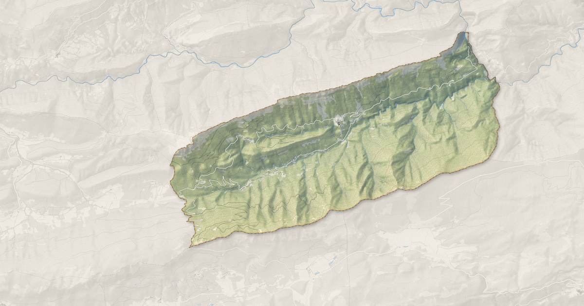 Portrait cartographique de Le Mas : relief, eau, forêts, bâti et voies, calculés à partir des données de l'IGN