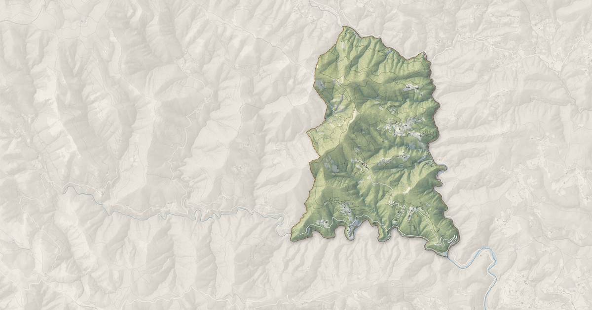Portrait cartographique de Beaumont : relief, eau, forêts, bâti et voies, calculés à partir des données de l'IGN
